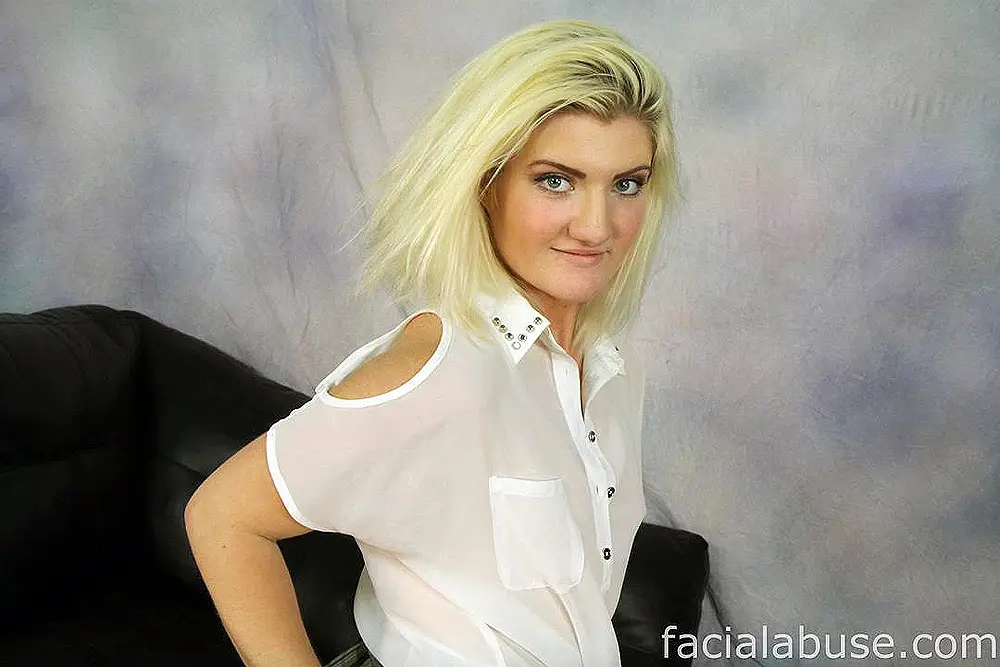 Facial Abuse Holly North